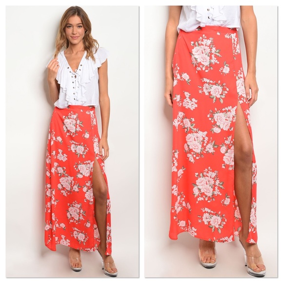 Lavender Moon Dresses & Skirts - 🚨 SALE! Tomato Red Floral Skirt